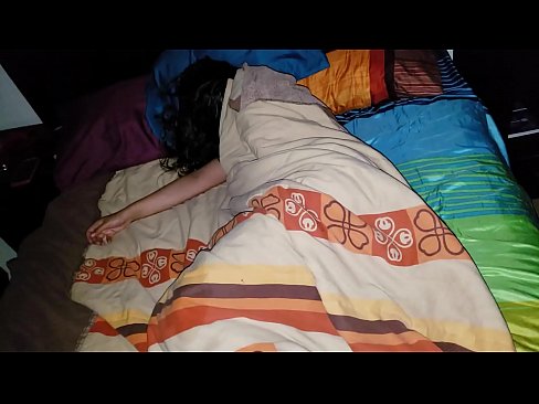 ❤️ Посинак грди своју младу маћеху док она спава. ❤❌ Секс видео код нас sr.pornoxlxx.ru